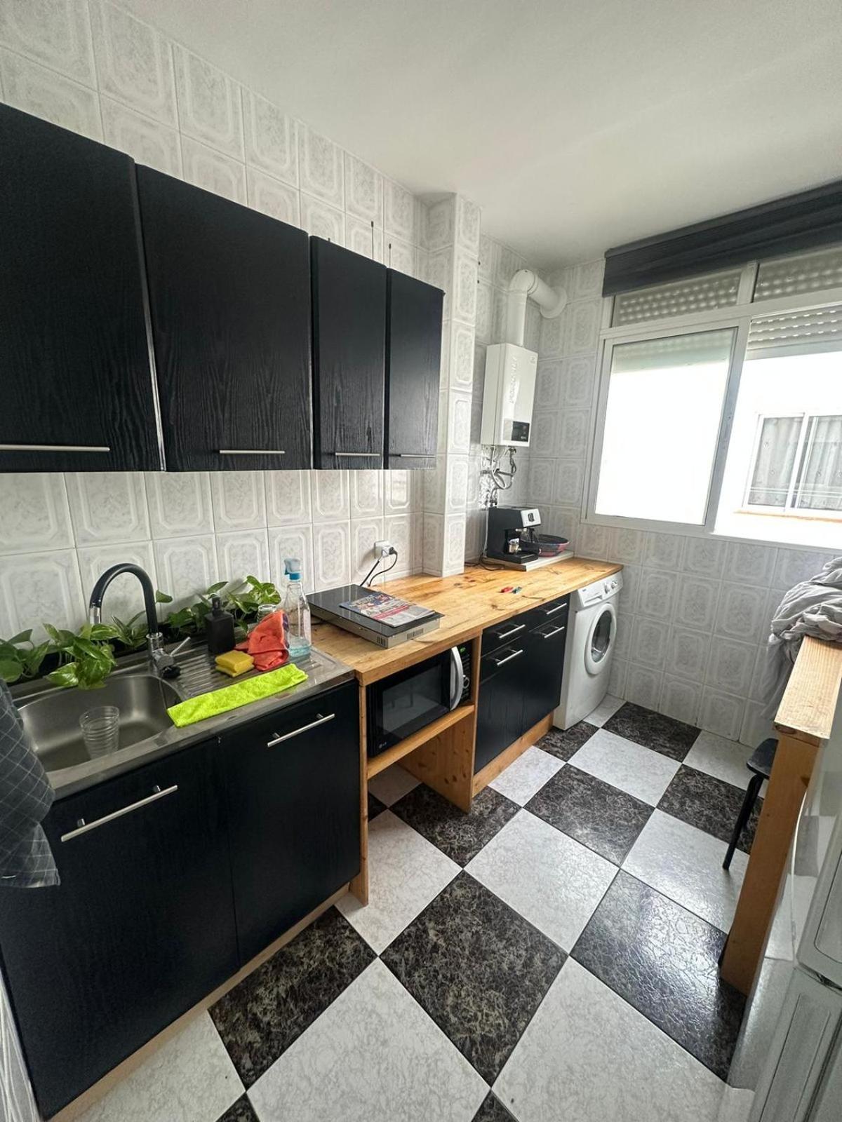 פואנגירולה Habitacion 3 - 3 Planta Sin Ascensor En Piso Compartido No Es Piso Entero! מראה חיצוני תמונה